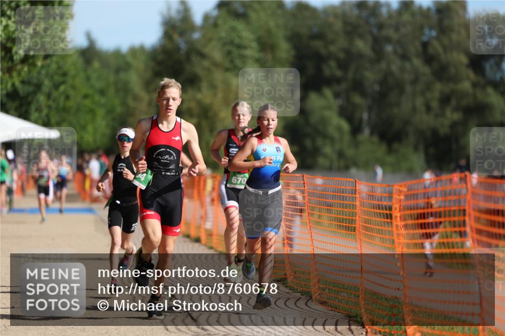 07.09.2025 - 19. Norderstedt Triathlon Michael Strokosch http://msf.ph/oto/8760678 07.09.2025 10:45:27 Laufen 57, 89, 104, 668, 669, 670 meine-sportfotos.de