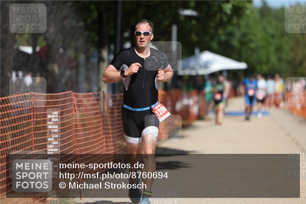 07.09.2025 - 19. Norderstedt Triathlon Michael Strokosch http://msf.ph/oto/8760694 07.09.2025 12:53:36 Laufen 1260, 1280 meine-sportfotos.de