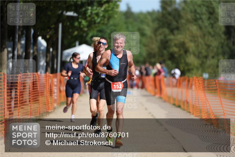 07.09.2025 - 19. Norderstedt Triathlon Michael Strokosch http://msf.ph/oto/8760701 07.09.2025 12:07:22 Laufen 152, 1200, 1314, 1368 meine-sportfotos.de