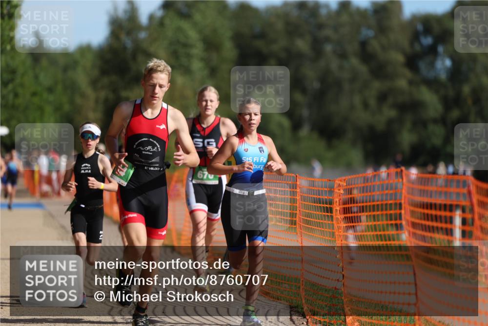 07.09.2025 - 19. Norderstedt Triathlon Michael Strokosch http://msf.ph/oto/8760707 07.09.2025 10:45:27 Laufen 57, 89, 104, 668, 669, 670 meine-sportfotos.de