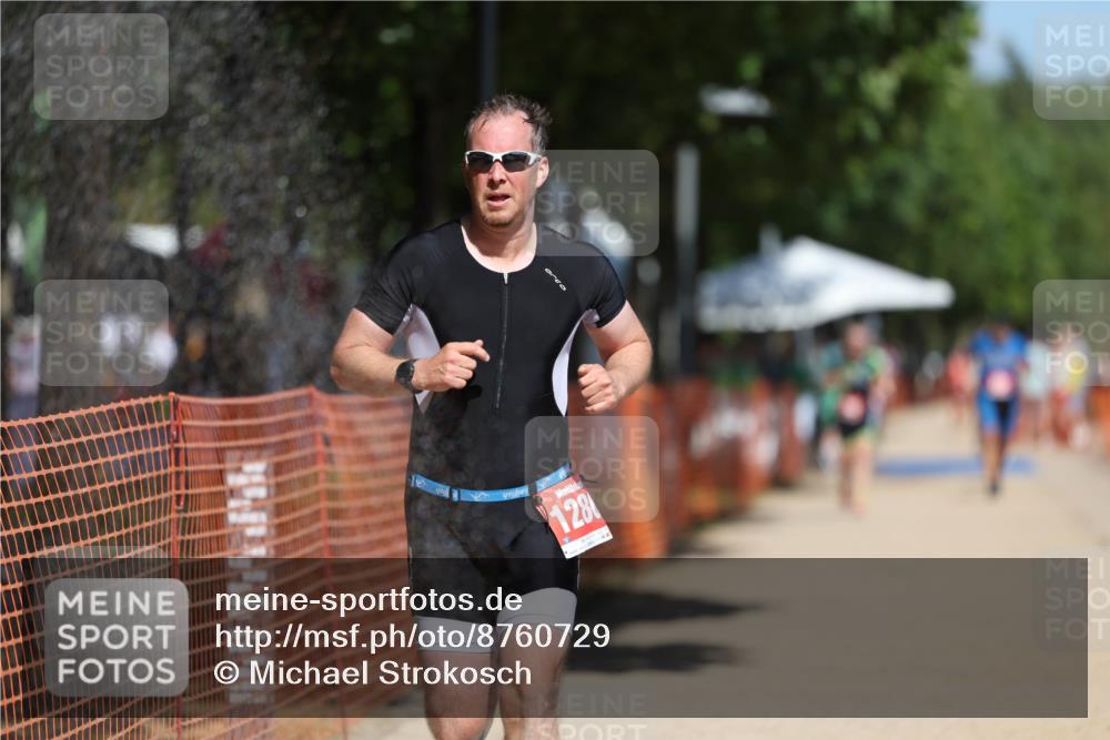 07.09.2025 - 19. Norderstedt Triathlon Michael Strokosch http://msf.ph/oto/8760729 07.09.2025 12:53:37 Laufen 1260, 1280 meine-sportfotos.de