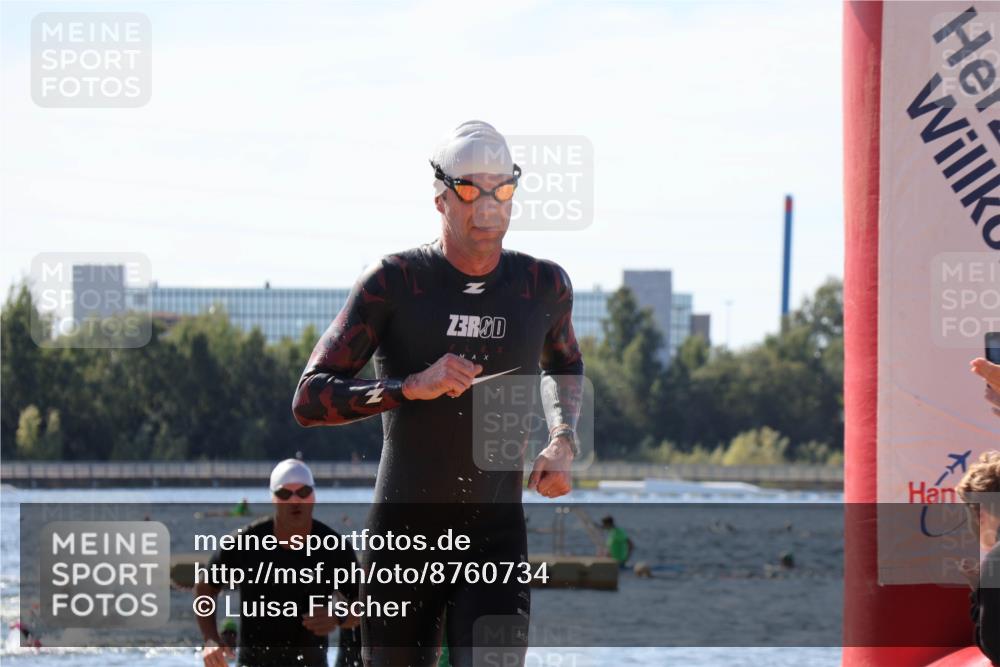 07.09.2025 - 19. Norderstedt Triathlon Luisa Fischer http://msf.ph/oto/8760734 07.09.2025 12:07:38 Schwimmen 205, 236, 1342 meine-sportfotos.de