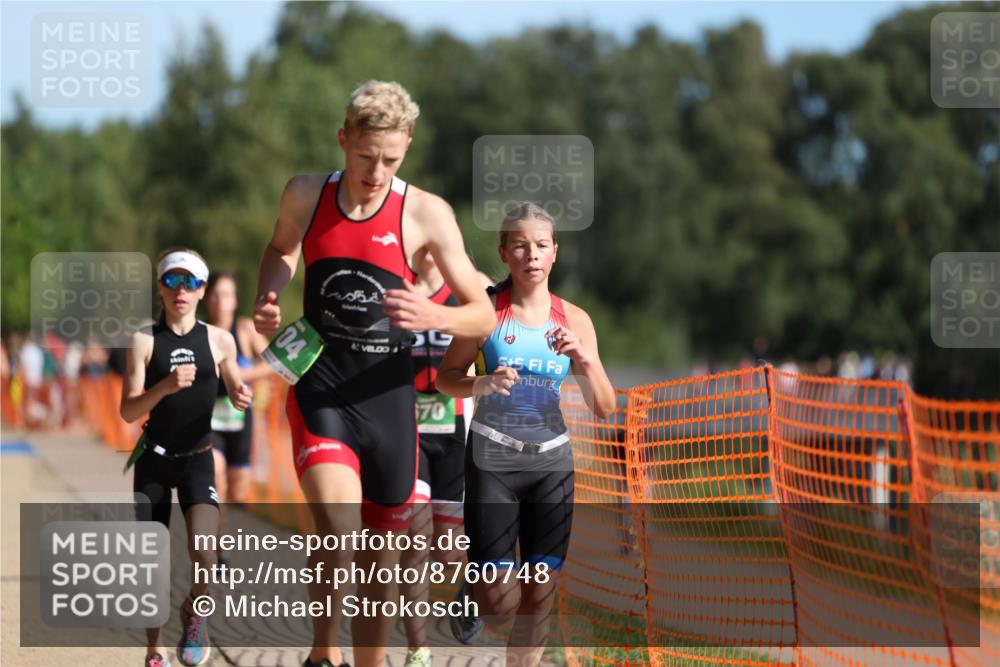 07.09.2025 - 19. Norderstedt Triathlon Michael Strokosch http://msf.ph/oto/8760748 07.09.2025 10:45:28 Laufen 57, 89, 104, 668, 669, 670 meine-sportfotos.de