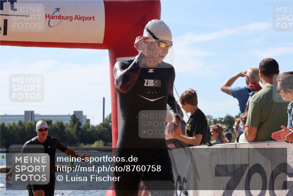 07.09.2025 - 19. Norderstedt Triathlon Luisa Fischer http://msf.ph/oto/8760758 07.09.2025 12:07:40 Schwimmen 205, 236, 1342 meine-sportfotos.de