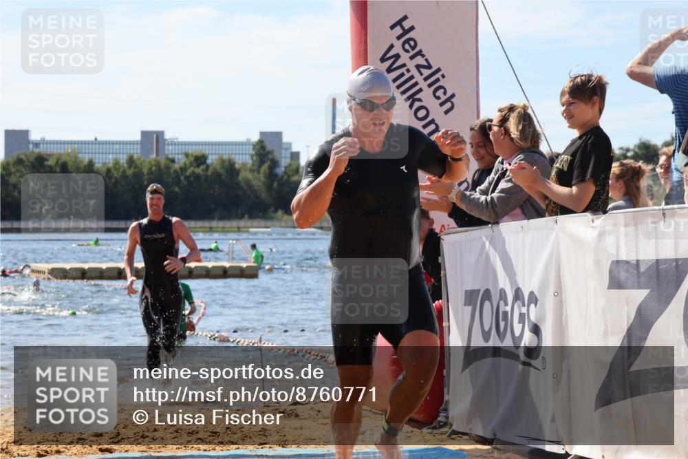 07.09.2025 - 19. Norderstedt Triathlon Luisa Fischer http://msf.ph/oto/8760771 07.09.2025 12:07:41 Schwimmen 205, 236, 1342 meine-sportfotos.de