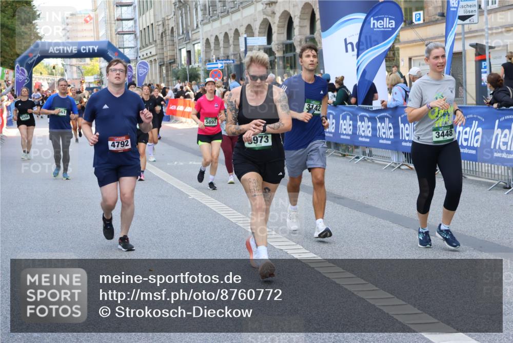 07.09.2025 - BARMER Alsterlauf Strokosch-Dieckow http://msf.ph/oto/8760772 07.09.2025 10:12:52 Ziel 2077, 2080, 2289, 2323, 2550, 2659, 2660, 3012, 3013, 3125, 3161, 3162, 3217, 3257, 3390, 3409, 3487, 3761, 3863, 4220, 4398, 4686, 4950, 5386, 5731, 5803, 5817, 5818, 5974, 5975, 6050, 8002, 8048 meine-sportfotos.de