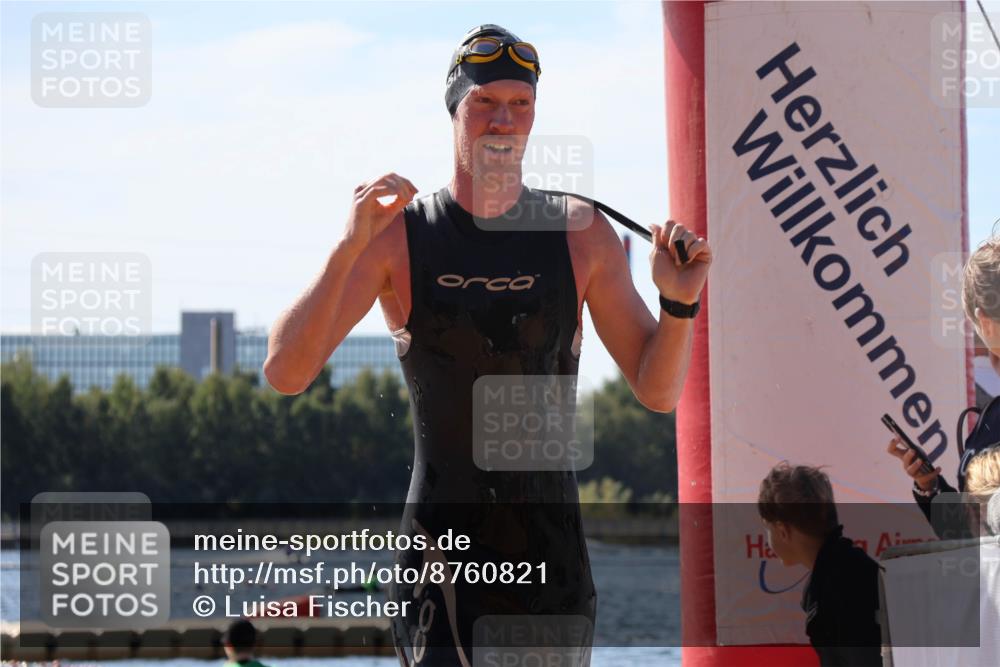 07.09.2025 - 19. Norderstedt Triathlon Luisa Fischer http://msf.ph/oto/8760821 07.09.2025 12:07:45 Schwimmen 205, 236, 1342 meine-sportfotos.de
