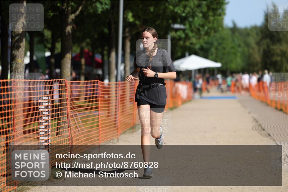 07.09.2025 - 19. Norderstedt Triathlon Michael Strokosch http://msf.ph/oto/8760828 07.09.2025 11:11:38 Laufen 666 meine-sportfotos.de
