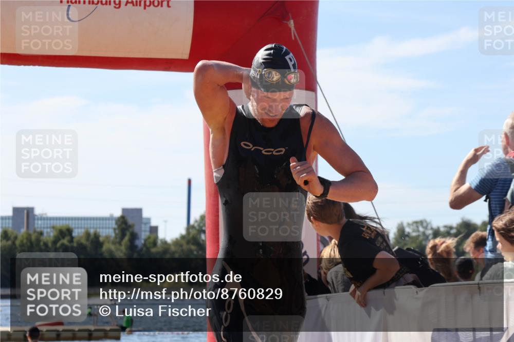 07.09.2025 - 19. Norderstedt Triathlon Luisa Fischer http://msf.ph/oto/8760829 07.09.2025 12:07:45 Schwimmen 205, 236, 1342 meine-sportfotos.de
