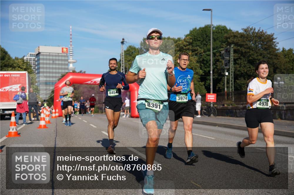 07.09.2025 - BARMER Alsterlauf Yannick Fuchs http://msf.ph/oto/8760865 07.09.2025 09:40:21 Laufen 8454, 8391, 3974, 4978 meine-sportfotos.de
