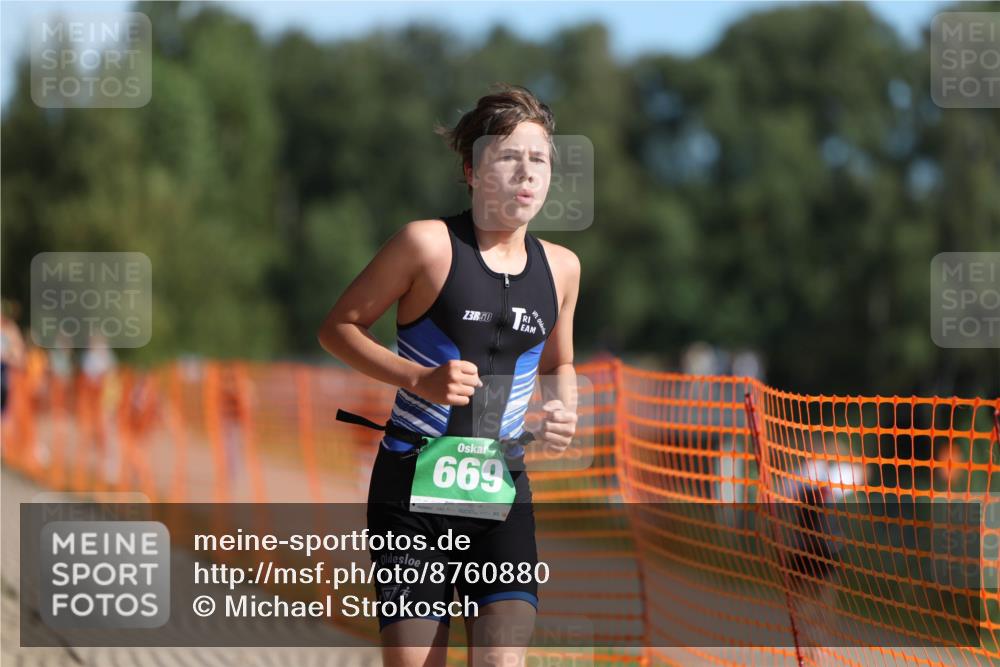 07.09.2025 - 19. Norderstedt Triathlon Michael Strokosch http://msf.ph/oto/8760880 07.09.2025 10:45:33 Laufen 57, 76, 89, 104, 669, 670 meine-sportfotos.de