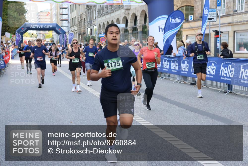 07.09.2025 - BARMER Alsterlauf Strokosch-Dieckow http://msf.ph/oto/8760884 07.09.2025 10:12:49 Ziel 2077, 2080, 2289, 2550, 2560, 2659, 2660, 3012, 3013, 3125, 3161, 3162, 3217, 3257, 3390, 3409, 3761, 4220, 4398, 4686, 4950, 5386, 5731, 5803, 5817, 5818, 5974, 5975, 6050, 8048 meine-sportfotos.de