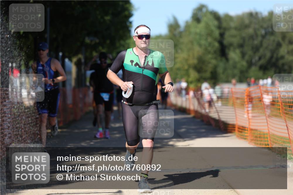 07.09.2025 - 19. Norderstedt Triathlon Michael Strokosch http://msf.ph/oto/8760892 07.09.2025 14:58:53 Laufen 373, 1000, 1011, 1018, 1034, 1042, 1459 meine-sportfotos.de