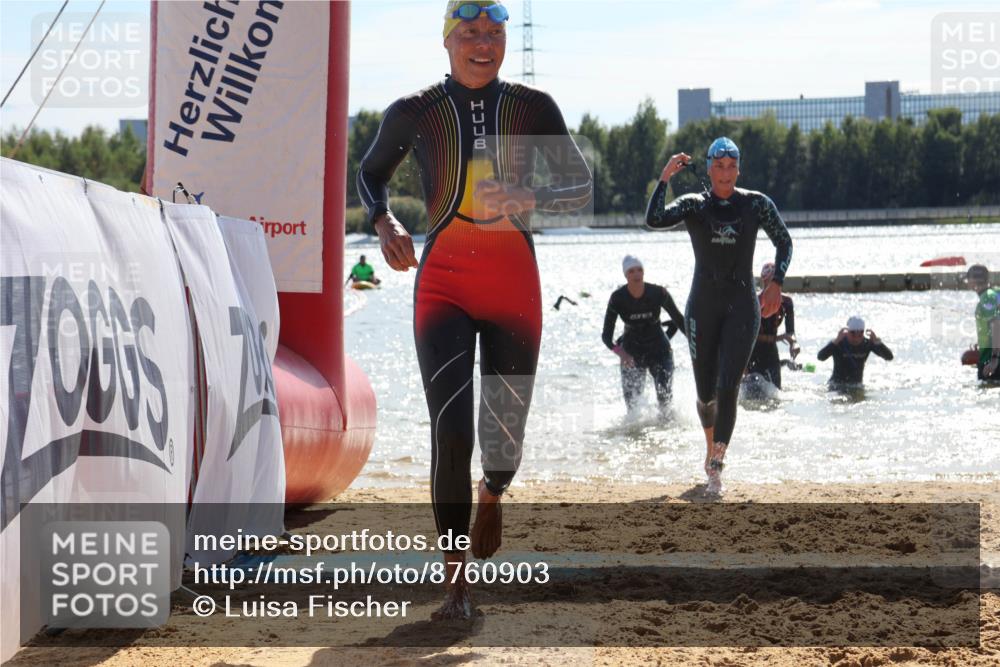 07.09.2025 - 19. Norderstedt Triathlon Luisa Fischer http://msf.ph/oto/8760903 07.09.2025 14:18:29 Schwimmen 442, 480, 1439, 1497 meine-sportfotos.de