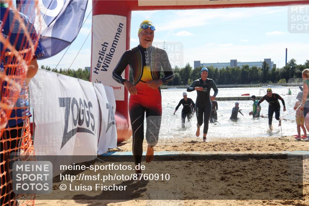 07.09.2025 - 19. Norderstedt Triathlon Luisa Fischer http://msf.ph/oto/8760910 07.09.2025 14:18:30 Schwimmen 442, 480, 1439, 1485, 1497 meine-sportfotos.de