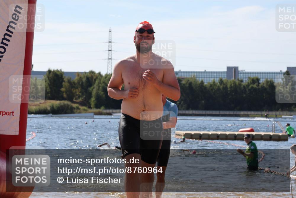 07.09.2025 - 19. Norderstedt Triathlon Luisa Fischer http://msf.ph/oto/8760964 07.09.2025 12:08:17 Schwimmen 157, 274, 309, 700, 786, 820, 1216, 1256 meine-sportfotos.de