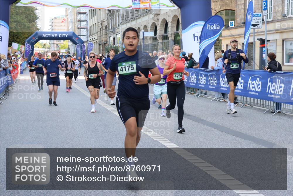 07.09.2025 - BARMER Alsterlauf Strokosch-Dieckow http://msf.ph/oto/8760971 07.09.2025 10:12:49 Ziel 2077, 2080, 2289, 2550, 2560, 2659, 2660, 3012, 3013, 3125, 3161, 3162, 3217, 3257, 3390, 3409, 3761, 4220, 4398, 4686, 4950, 5386, 5731, 5803, 5817, 5818, 5974, 5975, 6050, 8048 meine-sportfotos.de