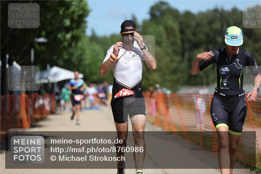 07.09.2025 - 19. Norderstedt Triathlon Michael Strokosch http://msf.ph/oto/8760986 07.09.2025 12:55:25 Laufen 187, 1392 meine-sportfotos.de