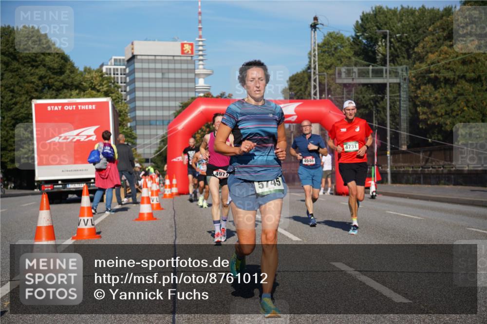 07.09.2025 - BARMER Alsterlauf Yannick Fuchs http://msf.ph/oto/8761012 07.09.2025 09:40:28 Laufen 4977, 5745, 4946, 4731 meine-sportfotos.de
