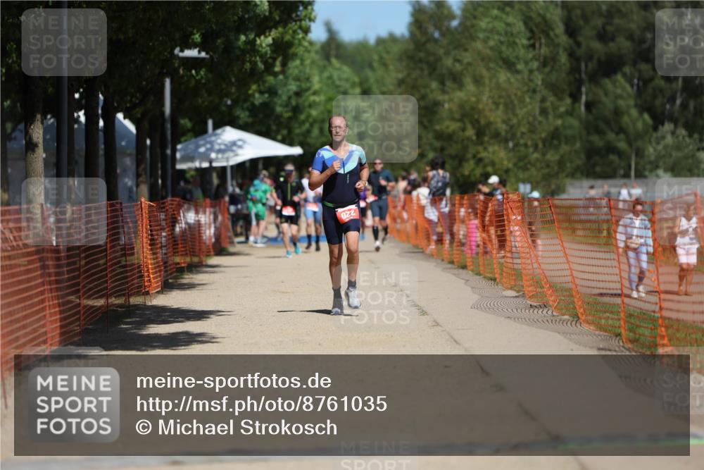07.09.2025 - 19. Norderstedt Triathlon Michael Strokosch http://msf.ph/oto/8761035 07.09.2025 12:55:28 Laufen 187, 220, 1392 meine-sportfotos.de