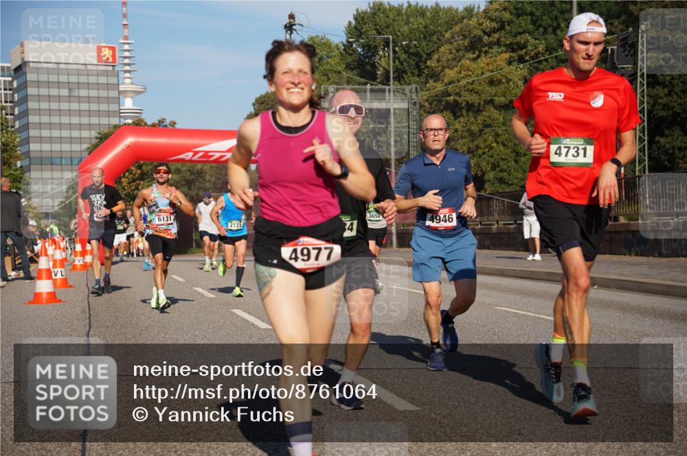 07.09.2025 - BARMER Alsterlauf Yannick Fuchs http://msf.ph/oto/8761064 07.09.2025 09:40:30 Laufen 61312, 2121, 3650, 4946, 4977, 34, 4731 meine-sportfotos.de