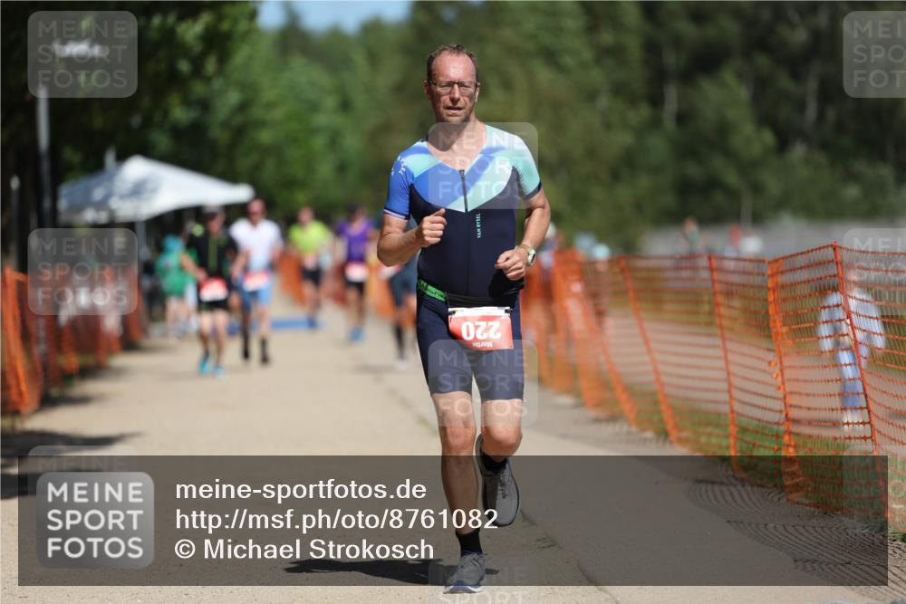 07.09.2025 - 19. Norderstedt Triathlon Michael Strokosch http://msf.ph/oto/8761082 07.09.2025 12:55:32 Laufen 220 meine-sportfotos.de