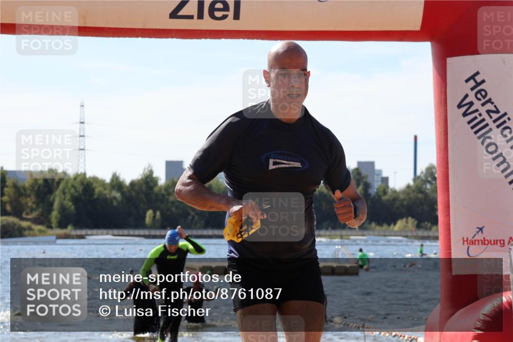 07.09.2025 - 19. Norderstedt Triathlon Luisa Fischer http://msf.ph/oto/8761087 07.09.2025 12:08:32 Schwimmen 141, 1216, 1297 meine-sportfotos.de