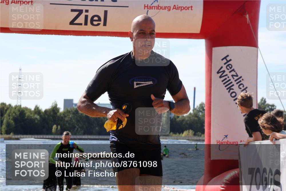 07.09.2025 - 19. Norderstedt Triathlon Luisa Fischer http://msf.ph/oto/8761098 07.09.2025 12:08:33 Schwimmen 141, 1216, 1297 meine-sportfotos.de
