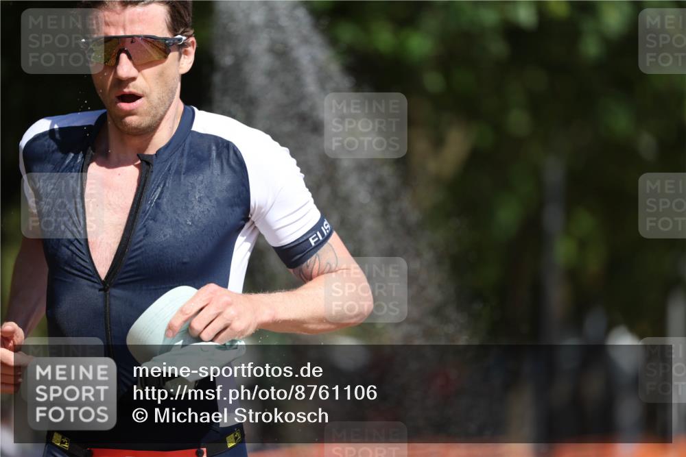 07.09.2025 - 19. Norderstedt Triathlon Michael Strokosch http://msf.ph/oto/8761106 07.09.2025 12:07:34 Laufen 768 meine-sportfotos.de