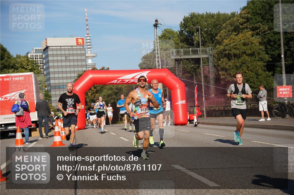 07.09.2025 - BARMER Alsterlauf Yannick Fuchs http://msf.ph/oto/8761107 07.09.2025 09:40:32 Laufen 11, 4182, 1972, 6131, 3650 meine-sportfotos.de