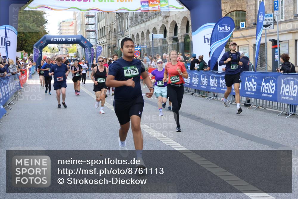 07.09.2025 - BARMER Alsterlauf Strokosch-Dieckow http://msf.ph/oto/8761113 07.09.2025 10:12:49 Ziel 2077, 2080, 2289, 2550, 2560, 2659, 2660, 3012, 3013, 3125, 3161, 3162, 3217, 3257, 3390, 3409, 3761, 4220, 4398, 4686, 4950, 5386, 5731, 5803, 5817, 5818, 5974, 5975, 6050, 8048 meine-sportfotos.de