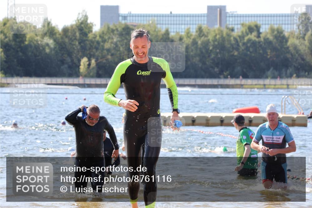 07.09.2025 - 19. Norderstedt Triathlon Luisa Fischer http://msf.ph/oto/8761116 07.09.2025 12:08:35 Schwimmen 141, 301, 1297 meine-sportfotos.de