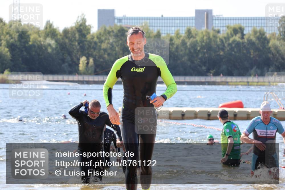 07.09.2025 - 19. Norderstedt Triathlon Luisa Fischer http://msf.ph/oto/8761122 07.09.2025 12:08:35 Schwimmen 141, 301, 1297 meine-sportfotos.de