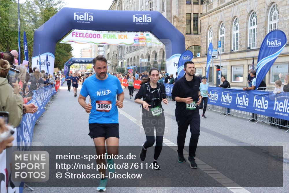 07.09.2025 - BARMER Alsterlauf Strokosch-Dieckow http://msf.ph/oto/8761145 07.09.2025 10:12:46 Ziel 2007, 2049, 2077, 2080, 2289, 2560, 2659, 2660, 2707, 3012, 3013, 3125, 3217, 3353, 3640, 4220, 4571, 4572, 4577, 4686, 4950, 5386, 5731, 5974, 5975, 6050 meine-sportfotos.de