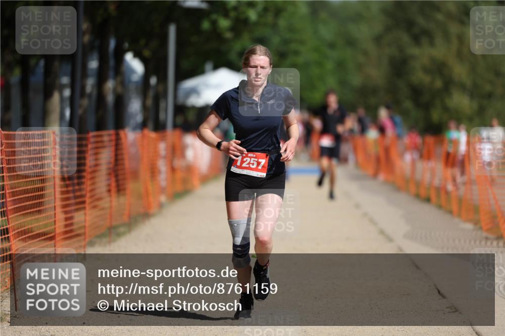 07.09.2025 - 19. Norderstedt Triathlon Michael Strokosch http://msf.ph/oto/8761159 07.09.2025 12:07:52 Laufen 1257 meine-sportfotos.de