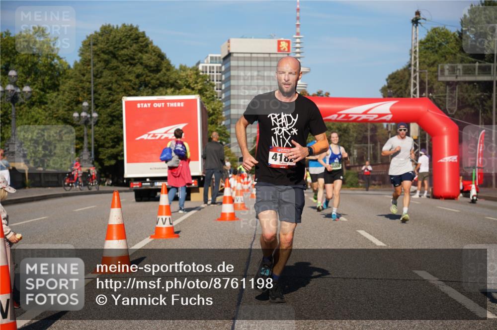 07.09.2025 - BARMER Alsterlauf Yannick Fuchs http://msf.ph/oto/8761198 07.09.2025 09:40:34 Laufen 418, 8009 meine-sportfotos.de