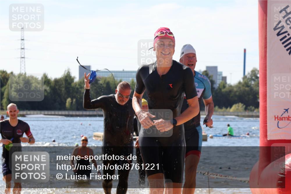 07.09.2025 - 19. Norderstedt Triathlon Luisa Fischer http://msf.ph/oto/8761221 07.09.2025 12:08:42 Schwimmen 141, 220, 249, 301, 825, 1293, 1297 meine-sportfotos.de