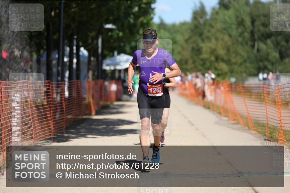 07.09.2025 - 19. Norderstedt Triathlon Michael Strokosch http://msf.ph/oto/8761228 07.09.2025 13:16:56 Laufen 735, 1261, 1283 meine-sportfotos.de