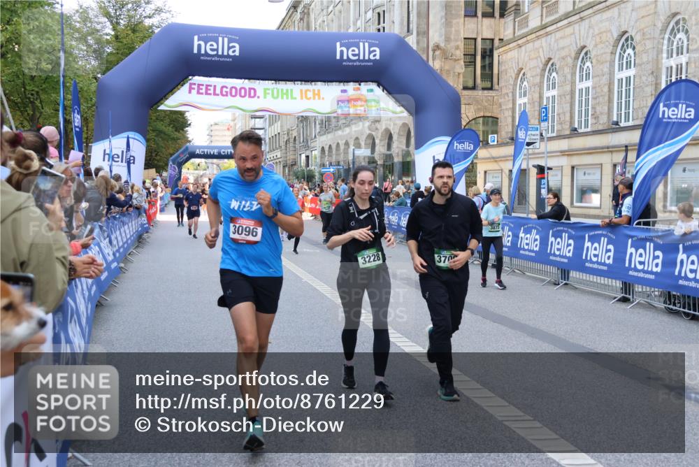 07.09.2025 - BARMER Alsterlauf Strokosch-Dieckow http://msf.ph/oto/8761229 07.09.2025 10:12:45 Ziel 2007, 2049, 2077, 2080, 2289, 2560, 2659, 2660, 2707, 3012, 3013, 3125, 3217, 3353, 3580, 3640, 4462, 4571, 4572, 4577, 4686, 4950, 5386, 5731, 5974, 5975, 6050 meine-sportfotos.de