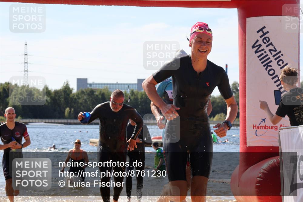 07.09.2025 - 19. Norderstedt Triathlon Luisa Fischer http://msf.ph/oto/8761230 07.09.2025 12:08:42 Schwimmen 141, 220, 249, 301, 825, 1293, 1297 meine-sportfotos.de