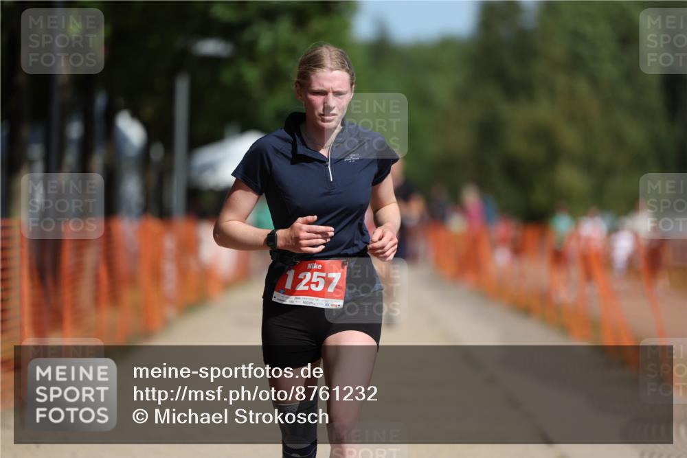07.09.2025 - 19. Norderstedt Triathlon Michael Strokosch http://msf.ph/oto/8761232 07.09.2025 12:07:54 Laufen 1223, 1257 meine-sportfotos.de