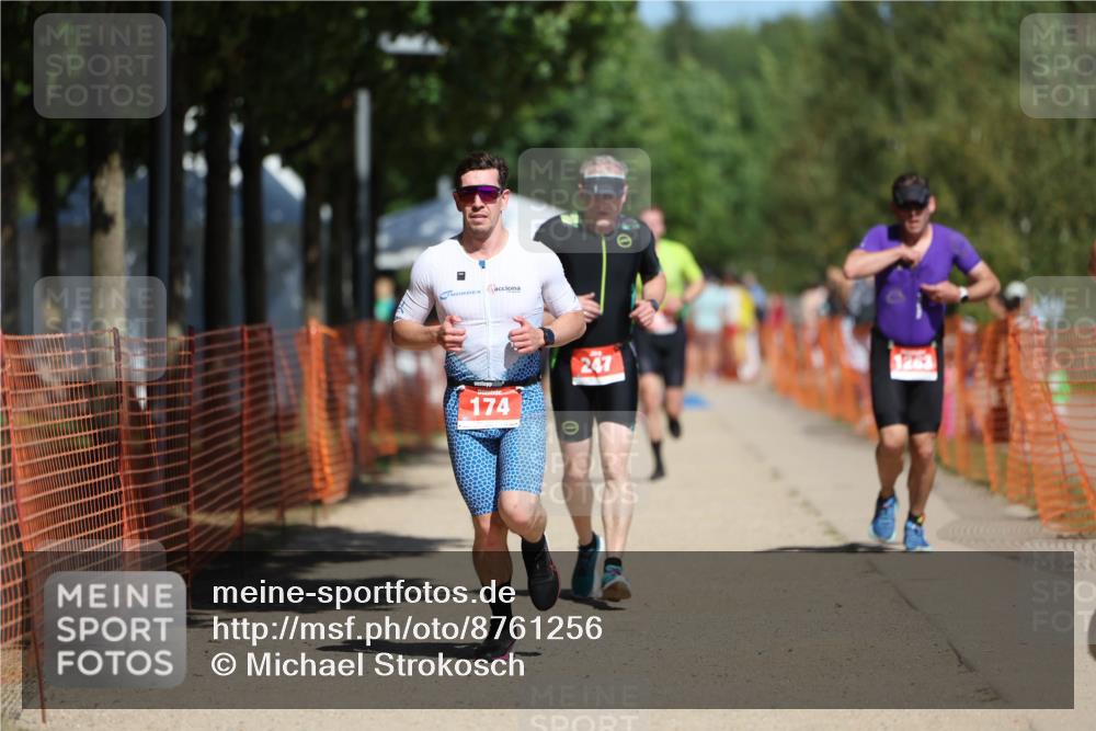 07.09.2025 - 19. Norderstedt Triathlon Michael Strokosch http://msf.ph/oto/8761256 07.09.2025 12:55:40 Laufen 174, 247, 811, 1283 meine-sportfotos.de