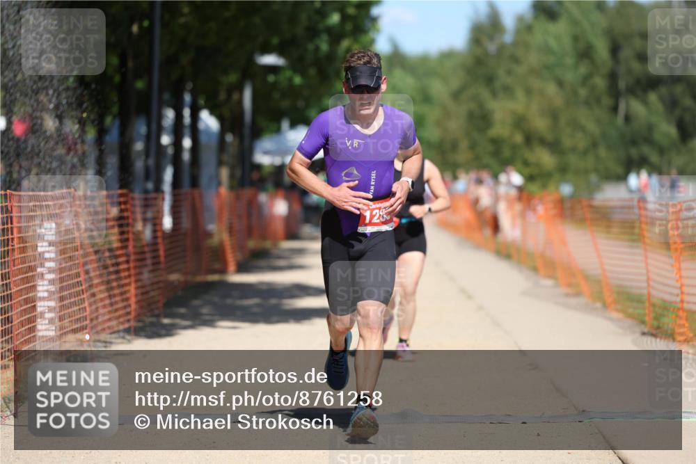 07.09.2025 - 19. Norderstedt Triathlon Michael Strokosch http://msf.ph/oto/8761258 07.09.2025 13:16:56 Laufen 735, 1261, 1283 meine-sportfotos.de