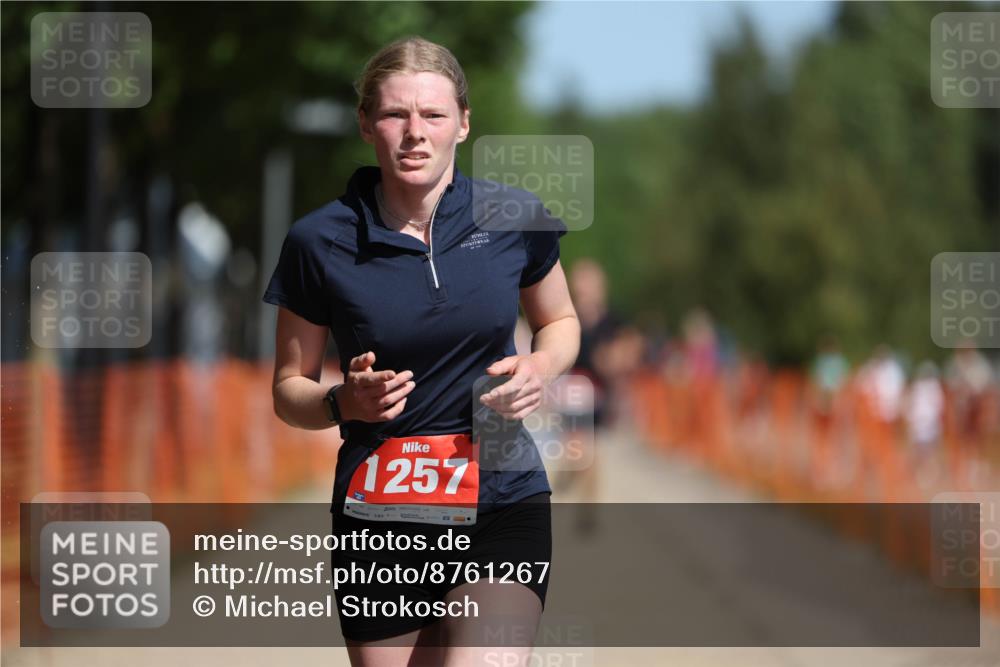 07.09.2025 - 19. Norderstedt Triathlon Michael Strokosch http://msf.ph/oto/8761267 07.09.2025 12:07:55 Laufen 1223, 1257 meine-sportfotos.de