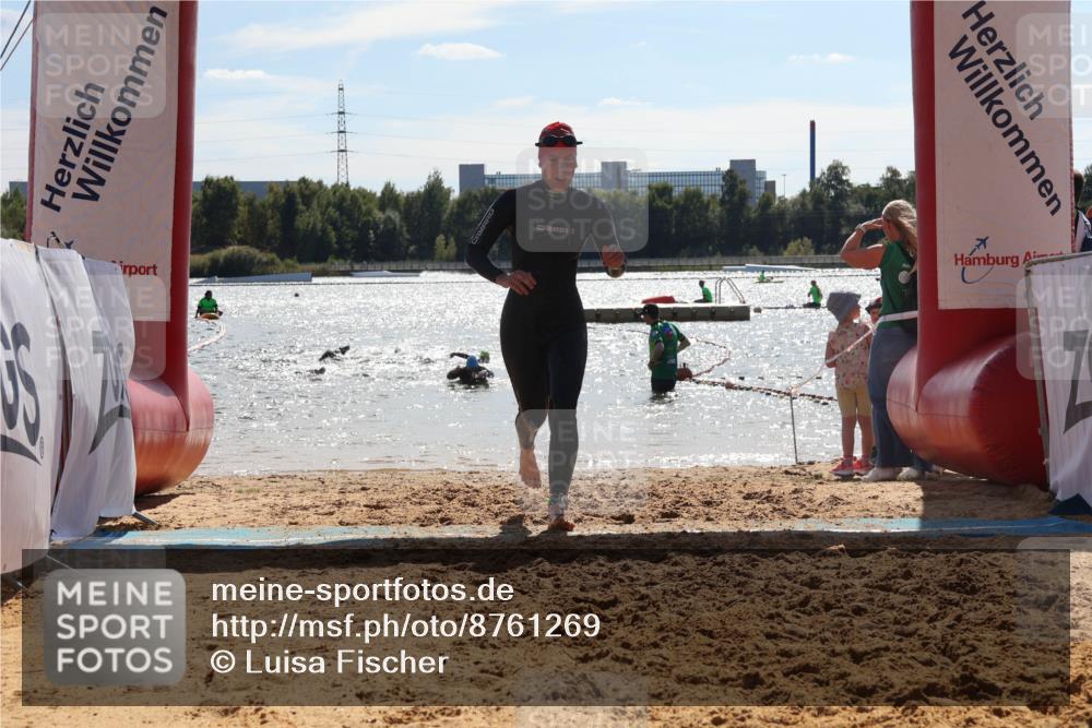 07.09.2025 - 19. Norderstedt Triathlon Luisa Fischer http://msf.ph/oto/8761269 07.09.2025 14:19:28 Schwimmen 377, 399, 1511 meine-sportfotos.de