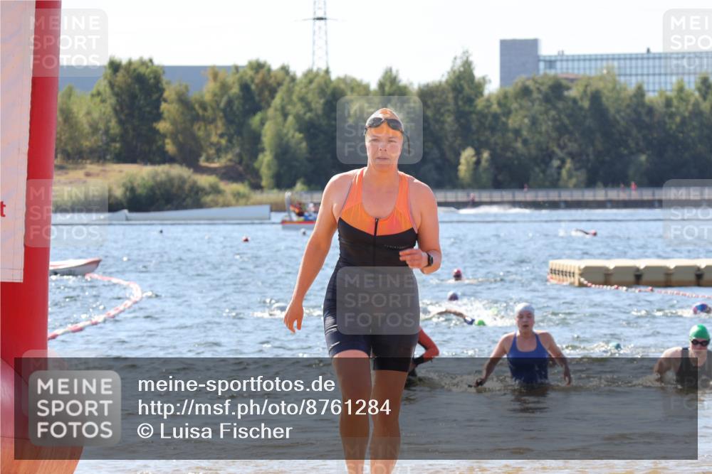 07.09.2025 - 19. Norderstedt Triathlon Luisa Fischer http://msf.ph/oto/8761284 07.09.2025 12:08:48 Schwimmen 220, 249, 301, 755, 825, 1293, 1297 meine-sportfotos.de