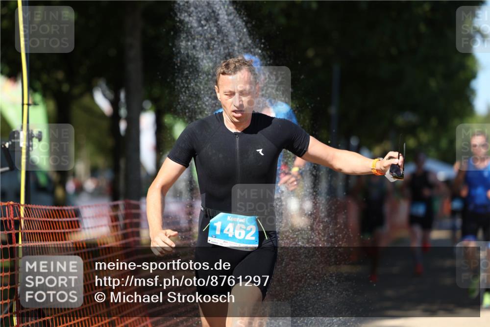 07.09.2025 - 19. Norderstedt Triathlon Michael Strokosch http://msf.ph/oto/8761297 07.09.2025 14:59:05 Laufen 428, 880, 997, 1010, 1039, 1416, 1462 meine-sportfotos.de
