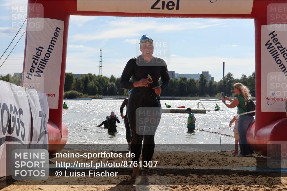 07.09.2025 - 19. Norderstedt Triathlon Luisa Fischer http://msf.ph/oto/8761307 07.09.2025 14:19:43 Schwimmen 445, 1504 meine-sportfotos.de
