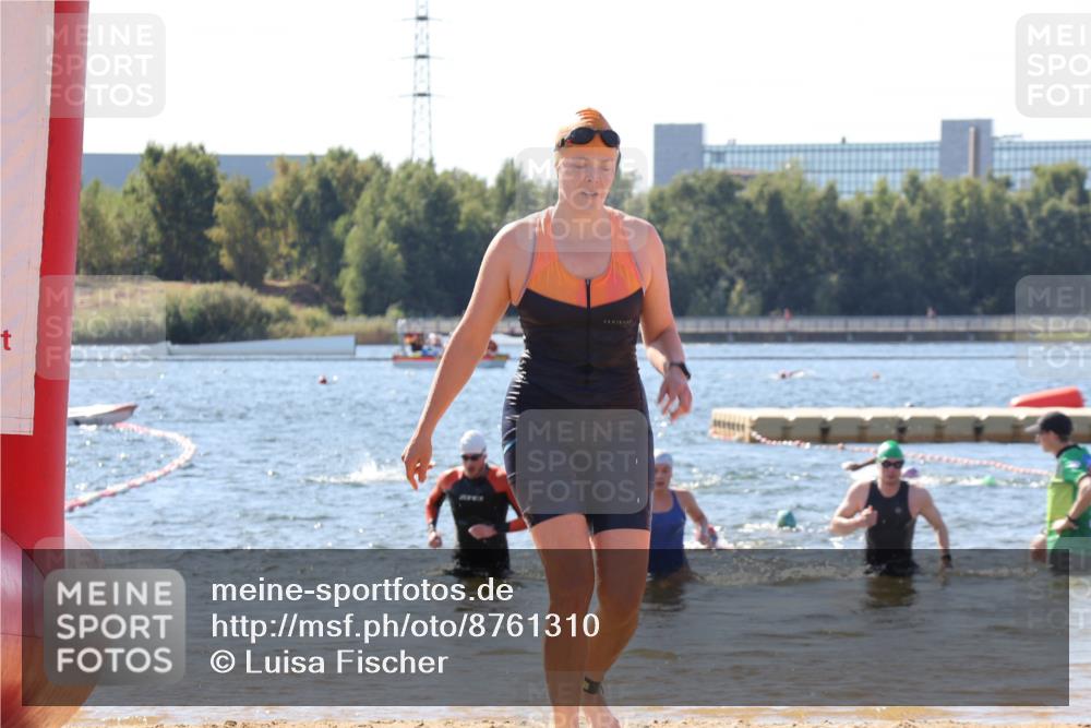 07.09.2025 - 19. Norderstedt Triathlon Luisa Fischer http://msf.ph/oto/8761310 07.09.2025 12:08:49 Schwimmen 220, 249, 301, 755, 825, 1293, 1297 meine-sportfotos.de