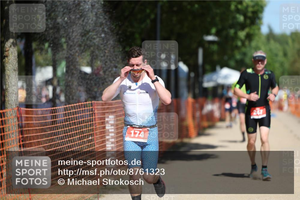 07.09.2025 - 19. Norderstedt Triathlon Michael Strokosch http://msf.ph/oto/8761323 07.09.2025 12:55:42 Laufen 174, 247, 811, 1283, 1384 meine-sportfotos.de